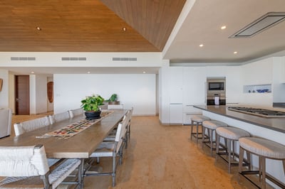 Luxury Villa Photo #21