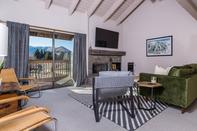 Luxury Villa Photo #2