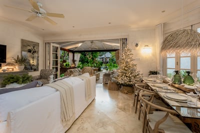 Luxury Villa Photo #12