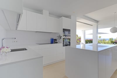 Luxury Villa Photo #11