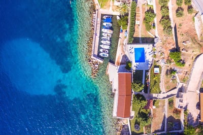 Luxury Villa Photo #3