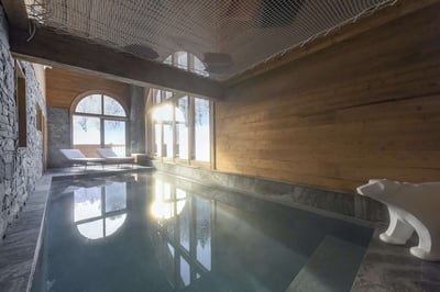 Luxury Villa Photo #25