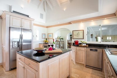 Luxury Villa Photo #26