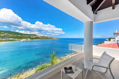 Luxury Villa Photo #32
