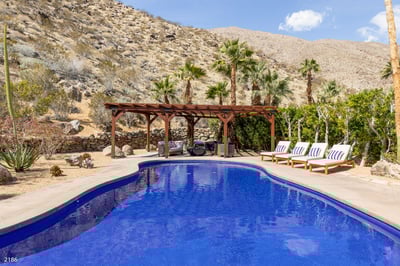 Luxury Villa Photo #2