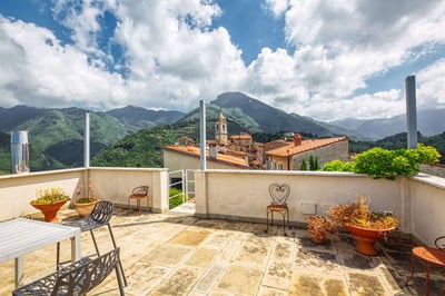 Luxury Villa Photo #23
