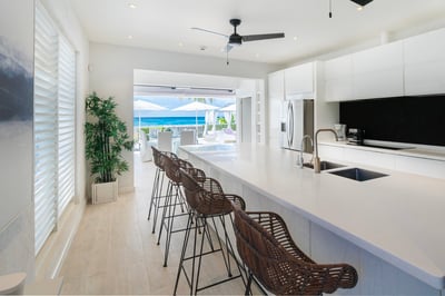 Luxury Villa Photo #17