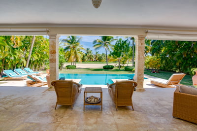 Luxury Villa Photo #17