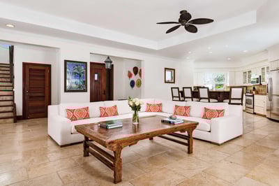 Luxury Villa Photo #12