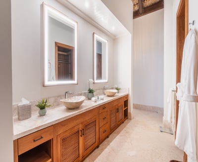 Luxury Villa Photo #45