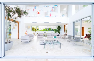 Luxury Villa Photo #13
