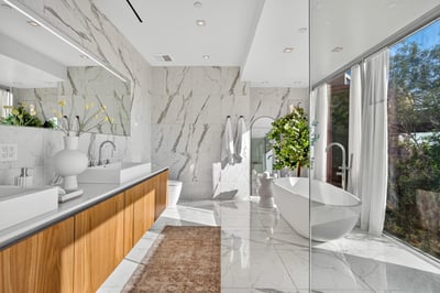 Luxury Villa Photo #45