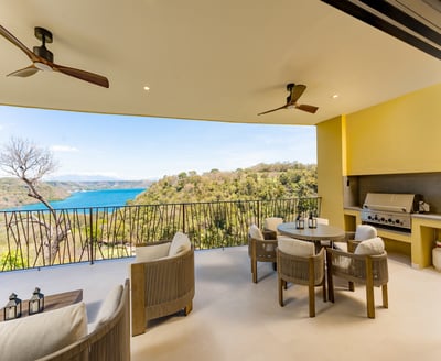 Luxury Villa Photo #4
