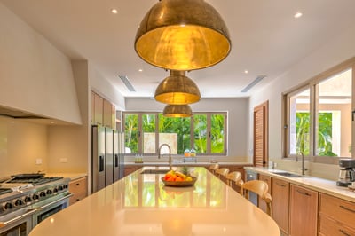 Luxury Villa Photo #8