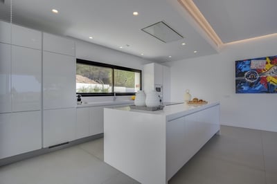 Luxury Villa Photo #17