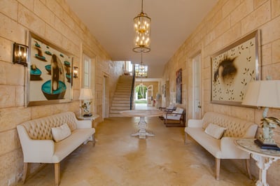 Luxury Villa Photo #33
