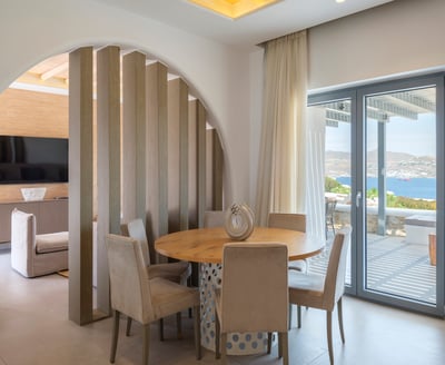 Luxury Villa Photo #29