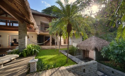 Luxury Villa Photo #12