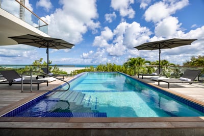 Luxury Villa Photo #7