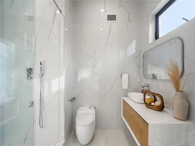 Luxury Villa Photo #31