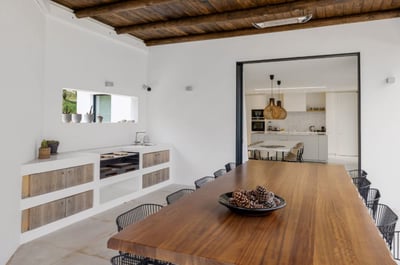 Luxury Villa Photo #6