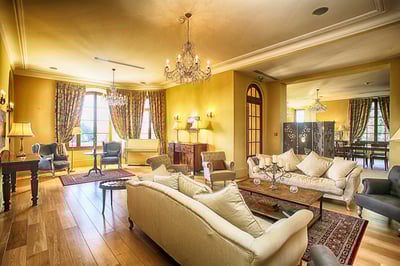Luxury Villa Photo #8