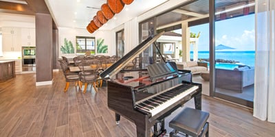 Luxury Villa Photo #17