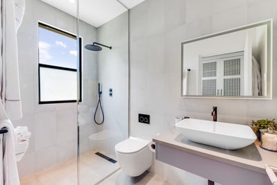 Luxury Villa Photo #22