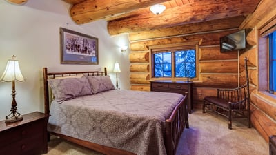 Main level, queen bedroom 2