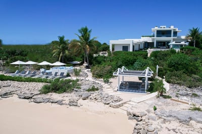 Luxury Villa Photo #9