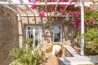 Luxury Villa Photo #9