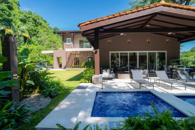 Luxury Villa Photo #5