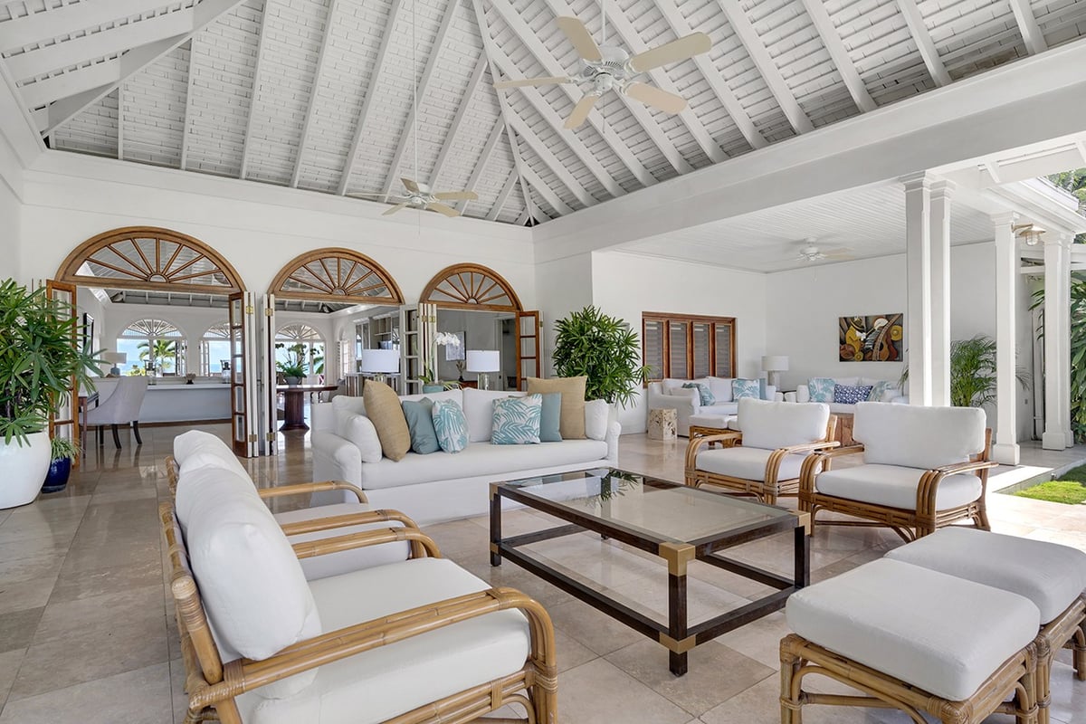 Longview Villa