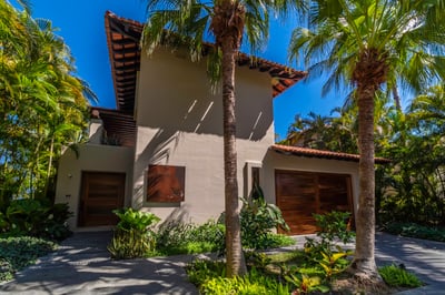 Luxury Villa Photo #57