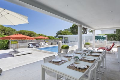 Luxury Villa Photo #16