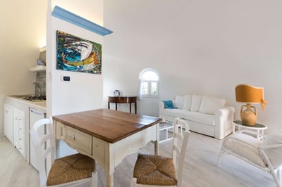 Luxury Villa Photo #25