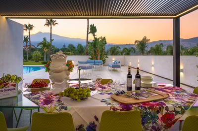Luxury Villa Photo #24