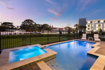 Luxury Villa Photo #32