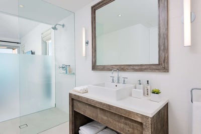 Luxury Villa Photo #30