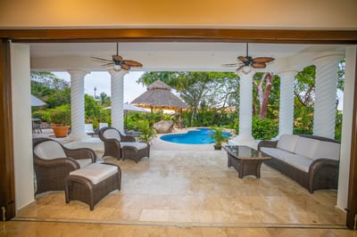 Luxury Villa Photo #7