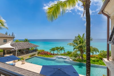 Luxury Villa Photo #18