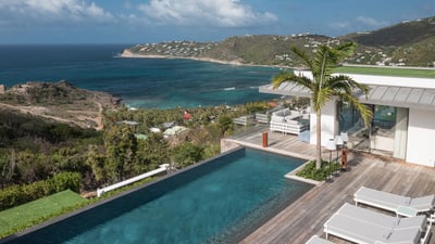 Luxury Villa Photo #11