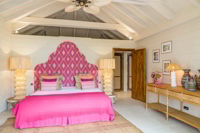 Luxury Villa Photo #10