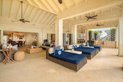 Paynes Bay,Smugglers Cove 7 | The Penthouse