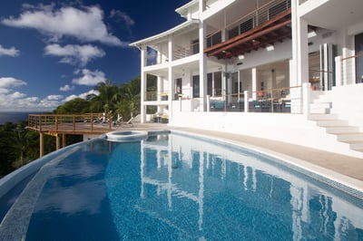 Luxury Villa Photo #3