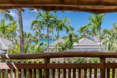 Luxury Villa Photo #6