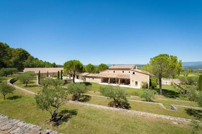 Luxury Villa Photo #2