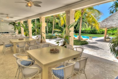 Luxury Villa Photo #8