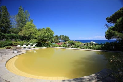Luxury Villa Photo #10