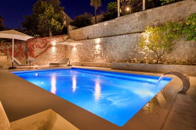 Luxury Villa Photo #5